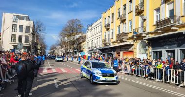 GALERIE FOTO Peste 1000 de constănțeni prezenți la parada militară de Ziua României - 18