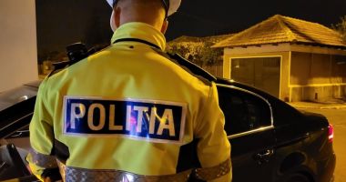 Stire din Eveniment : Accident grav, provocat de un minor! Doi oameni au murit, iar 21 au fost răniți