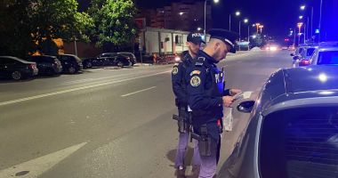 Stire din Eveniment : Acțiune de amploare a polițiștilor constănțeni pentru combaterea consumului și traficului de droguri și alte substanțe