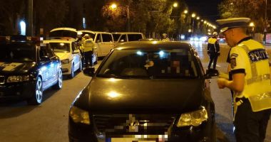 GALERIE FOTO/VIDEO - ACȚIUNE de AMPLOARE a polițiștilor constănțeni - 2