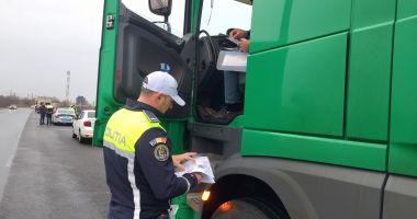 Stire din Eveniment : Filtru în Portul Constanța. Mai mulți șoferi au fost sancționați