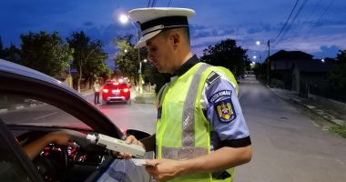 Amenzi în valoare de 20.000 de lei și  11 permise de conducere reținute șoferilor prinși băuți la volan - 2