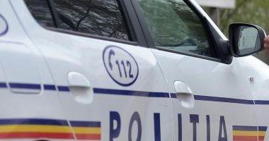 Stire din Eveniment : Șocant! Un polițist de 23 de ani a murit după ce a căzut de la etajul trei al unui bloc