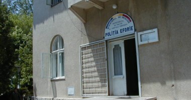 EXCLUSIVITATE / "Curtea POLIȚIEI EFORIE transformată în parc auto?"/ VIDEO - 3