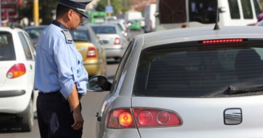 Stire din Diverse : A atacat mașina Poliției pentru că i-a întrerupt partida de amor cu o prostituată