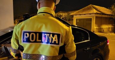 Infracțiuni rutiere la Constanța. Vehicul răsturnat, șoferul băuse