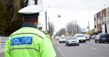 Stire din Eveniment : Un bărbat a ajuns sub control judiciar după ce a lovit și amenințat polițiștii care l-au oprit în trafic