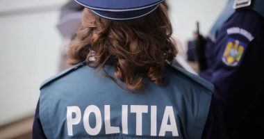 Stire din Eveniment : Polițistă lovită cu pumnul în față de un individ. Colegul ei a fost mușcat de mână