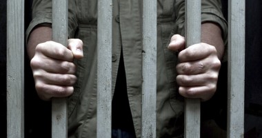 Stire din Eveniment : Polițist din IPJ Constanța, condamnat la ani grei de închisoare