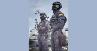 Stire din Eveniment : Polițiștii constănțeni felicitați de ministrul de Interne, pentru captura impresionantă