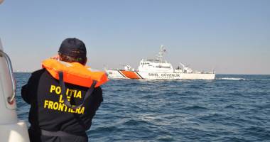Polițiștii de frontieră reclamă lipsa echipamentelor de protecție