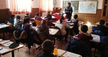 Elevi din Constanța, față în față cu polițiștii! Ce le-au spus oamenii legii școlarilor