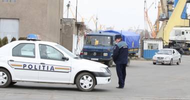 Polițiștii au DESCINS în porturile maritime