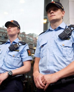 Stire din Actualitate : Poliția norvegiană nu are dovezi privind legături între Anders Breivik și extremiști britanici