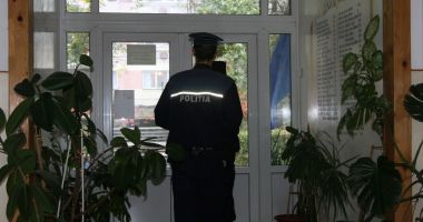 Stire din Cultură-Educație : Polițiști și jandarmi în școli. Inspectoratul Școlar Constanța cere sprijinul organelor de ordine