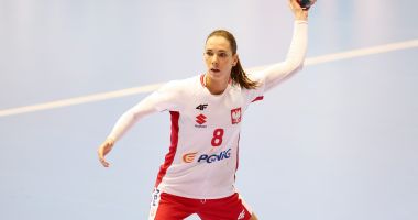 Stire din Sport : Căpitanul naţionalei Poloniei va juca din vară la echipa de handbal Gloria Bistriţa
