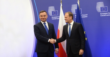 Stire din Actualitate : Polonia respinge intervenția Comisiei Europene în reforma sistemului judiciar