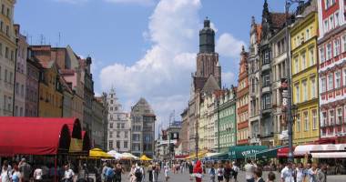 Stire din Economie : Polonia - România - Moldova, o nouă axă a cooperării europene
