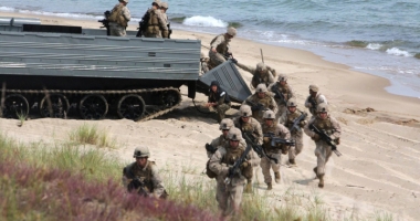 Stire din Actualitate : Polonia va spori bugetul pentru Apărare și numărul militarilor  în următorii ani
