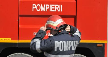 Stire din Eveniment : O femeie în vârstă de 82 de ani şi-a pierdut viaţa în urma unui incendiu care i-a cuprins locuinţa