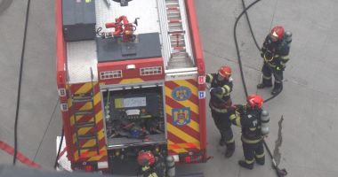 Stire din Eveniment : Incendiu într-o casă din zona Palas. Pompierii sunt pe drum