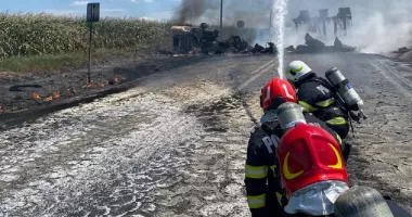 Accident cu incendiu pe DN2A, lângă Hârșova. Polițiștii au deschis dosar penal