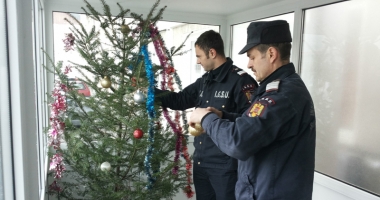 Stire din Eveniment : Pompierii ISU "Dobrogea", sfaturi de Crăciun