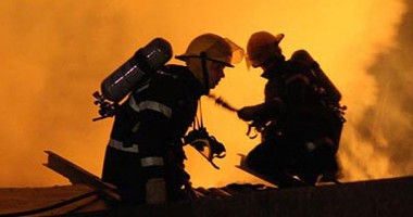 O autoutilitară a luat foc pe o stradă din Constanța