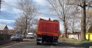 Stire din Eveniment : Incendiu în localitatea Plopeni