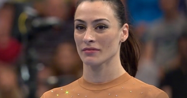 Stire din Sport : Cătălina Ponor,  sol și bârnă de bronz,  la Europene
