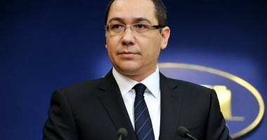 Stire din Politică-Administrație : Premierul Victor Ponta l-a primit astăzi pe șeful MI 6, John Sawers