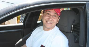 Stire din Politică-Administrație : Ponta, prima reacție după operație: "A fost mult mai complicată decât se anticipa"