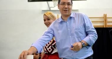 Stire din Politică-Administrație : Ponta, după vot: "După atâta război și distrugere e timpul să reconstruim"