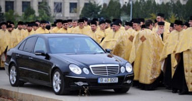 Stire din Politică-Administrație : EDITORIAL / Țigani și Dumnezei, pentru PSD și Ponta