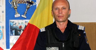 Stire din Eveniment : El este "spaima" infractorilor de la Vama Veche!