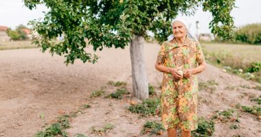 Stire din Social : România, în topul țărilor „super îmbătrânite”. ONU: peste 20% dintre cetățeni au vârsta de peste 65 de ani