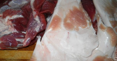 Stire din Economie : Constanța / Unde poți face examenul trichineloscopic al cărnii de porc