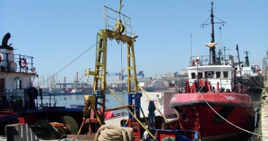 Stire din Economie : "Mica privatizare" din transporturi începe în 2012
