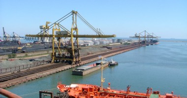 Stire din Economie : Portul Constanța ar fi dat faliment, dacă aplica master-planul japonez