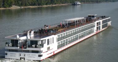 Stire din Economie : Nava de pasageri Viking Rinda, escală în portul Constanța