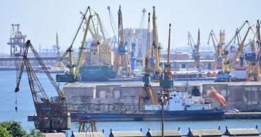 Produsele agricole, cărbunii şi gazele naturale, cele mai tranzitate mărfuri din portul Constanţa