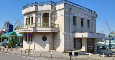 Cuibul Reginei, încă în suferință! Lacăt pe ușă, custode ieșit la pensie, schele poate la primăvară - 2