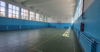 Pandemia a pus capăt jocului! Şanţuri, ruginituri şi bălării pe stadionul Portul - 7