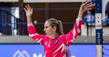 Stire din Sport : Handbal: Claudia Nedelcu, al doilea cel mai bun portar al Diviziei A