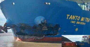 Stire din Economie : Portcontainer grav avariat în urma coliziunii cu o barjă