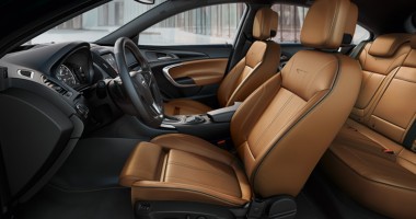 "Porți deschise" la Rădăcini Motors. Constănțenii au făcut cunoștință cu noul Opel Insignia - 2