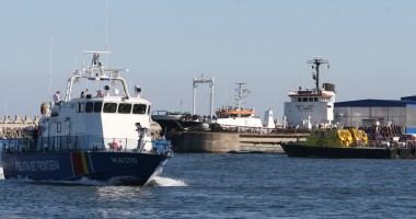 Stire din Economie : 68 de nave și-au anunțat sosirea în porturile românești