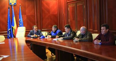 Portuarii sunt furioși că sunt băgați în aceeași grupă de muncă cu frizerii - 4