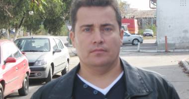 Stire din Economie : Portuarii ies în stradă pentru condițiile speciale de muncă