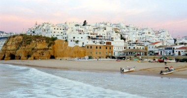 Stire din Diverse : Cele mai însorite  destinații de vacanță din Europa